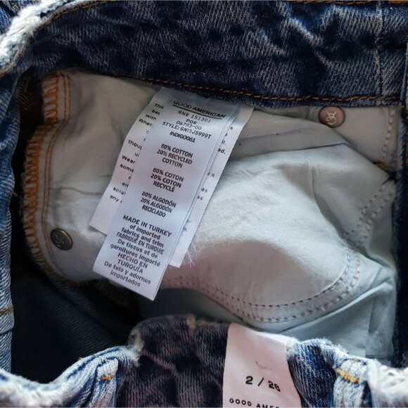 Good American Distressed 100% Cotton Denim Jeans in Indigo061 - Picture 7 of 8